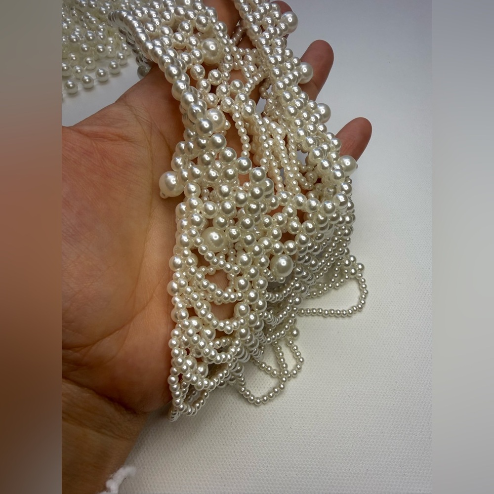 Elegant White Pearl Necklace - Picture 6 of 9
